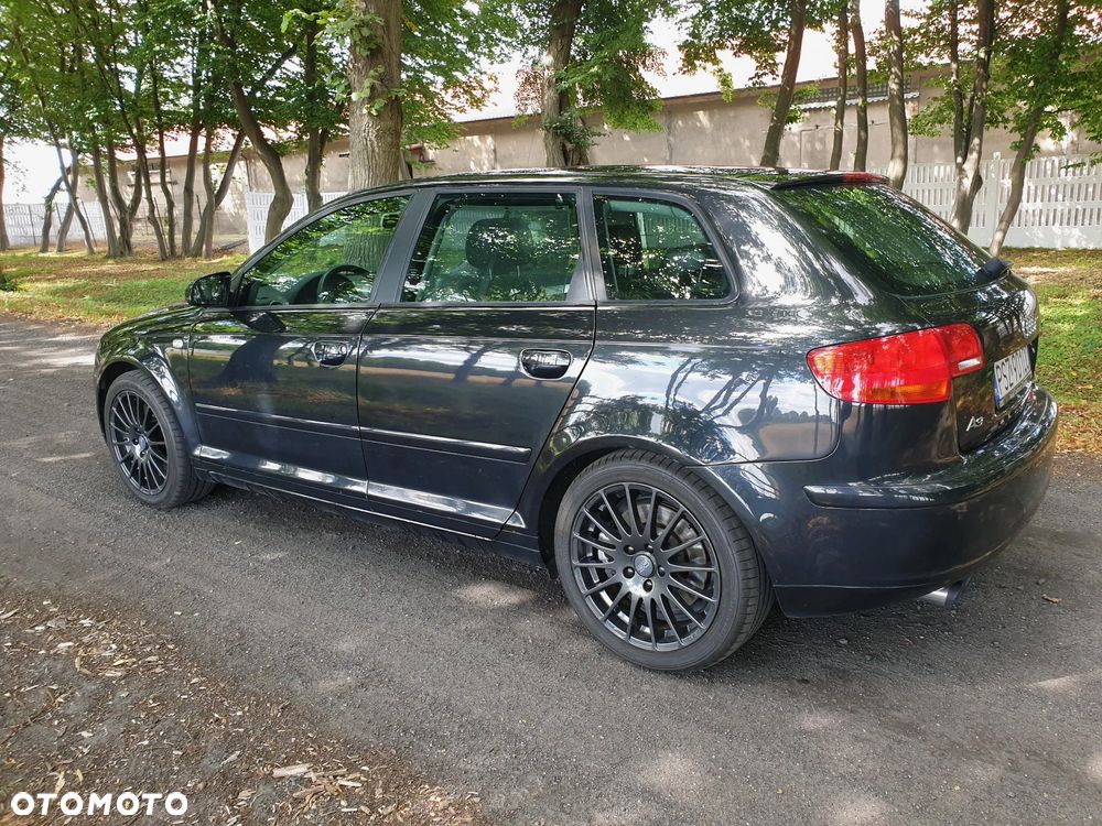 Audi A3 Sportback - 3