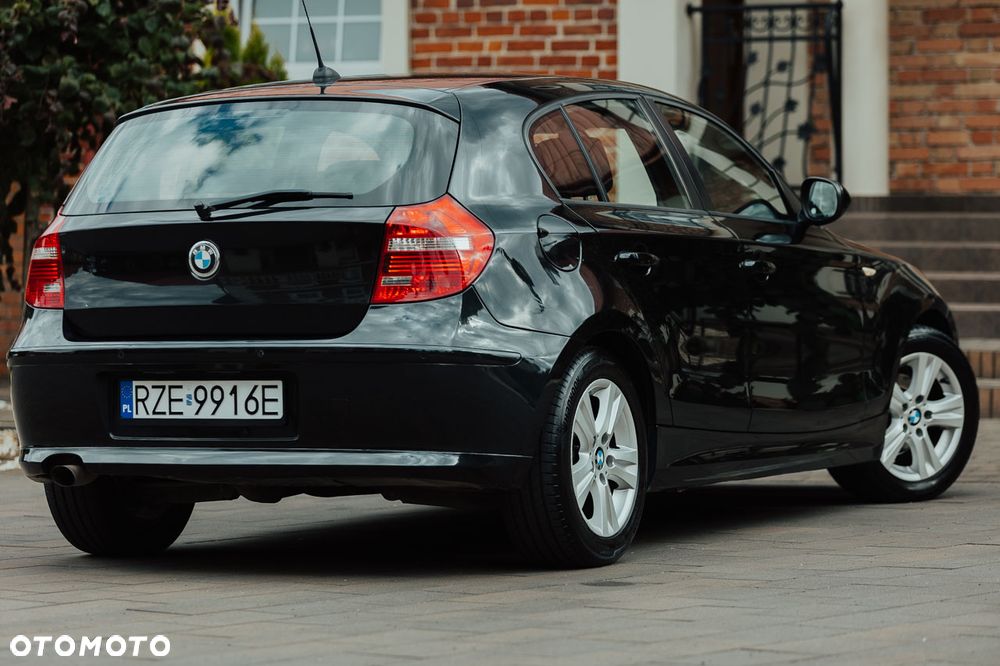 BMW Seria 1 116d - 19