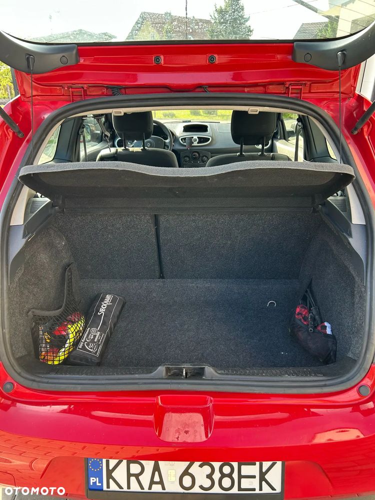 Renault Clio 1.2 16V 75 Expression - 7