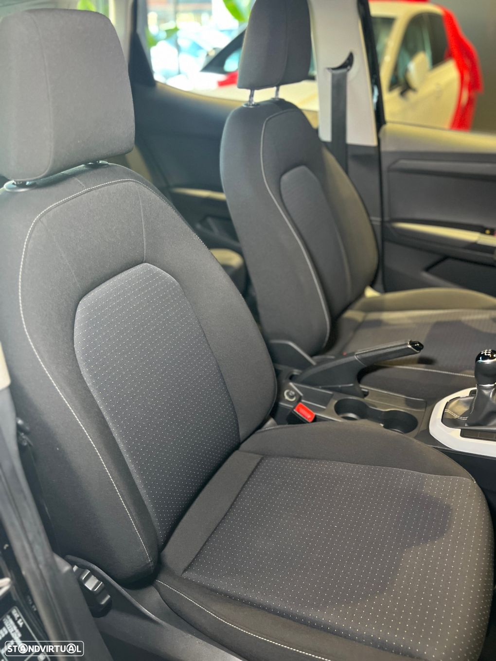 SEAT Arona 1.0 TSI Wave - 30