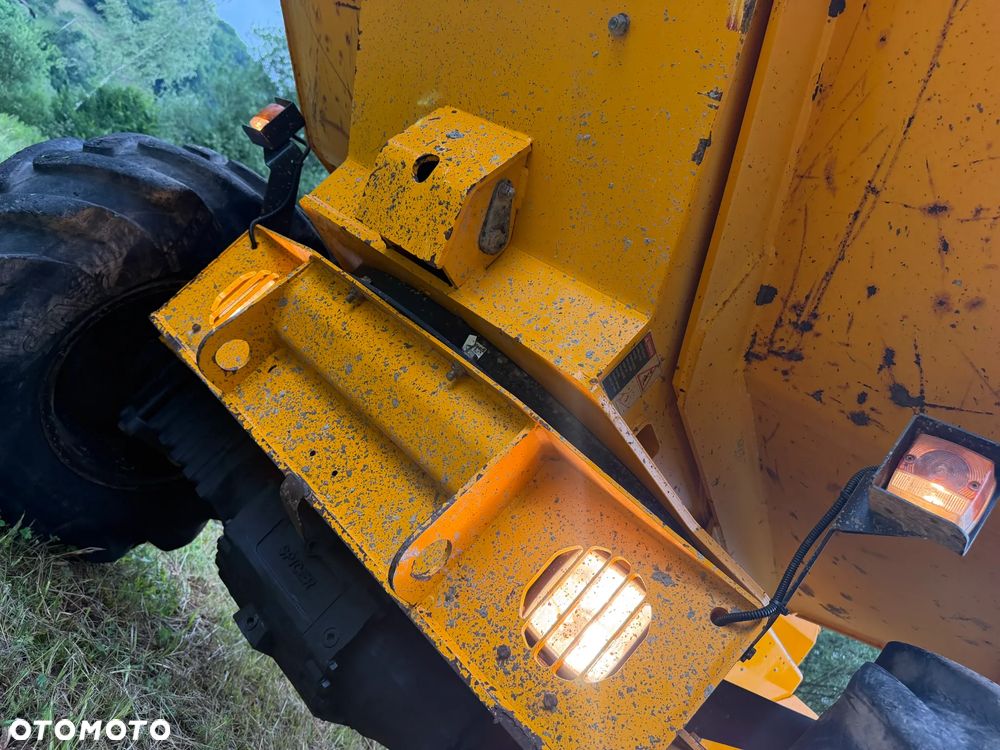 Thwaites MACH2026 Wozidło Budowlane Rolnicze 4x4. wózek z Obrotową Kolebą. 6 ton ładowność.  Silnik DEUTZ 80KM 4 cylindry. 2400 mtg. 2019 rok. Jazda Rewers 3prędkości. Maszyna jak Nowa z Norweskiego Gospodarstwa! Ani deka luzów i wycieków! Hydrostatic. Pełny Oryginał. Hamulce brzytwa. Serwisy w DEKRA. Maszyna Woziła lekkie ładunki. Praktycznie zerowe zużycie. Wielka Okazja. Wszystko w pełnym Oryginale. Opony Oryginał. Oświetlenie Fabryczne. Po serwisach. OKAZJA - 28