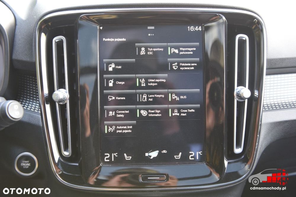 Volvo XC 40 - 29