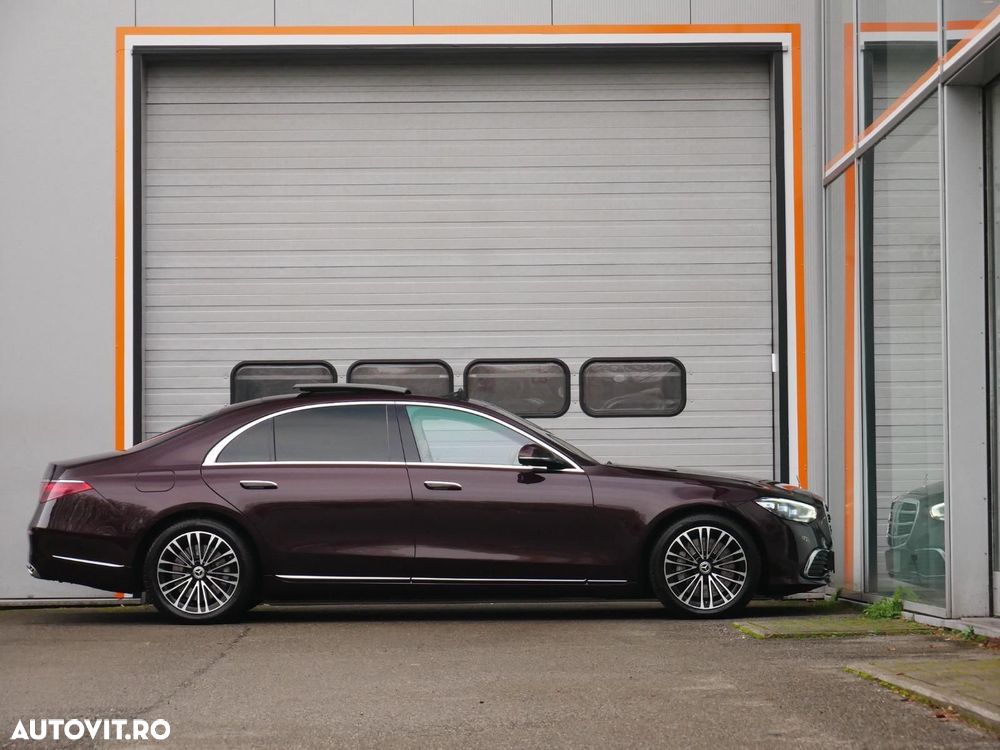 Mercedes-Benz S - 32