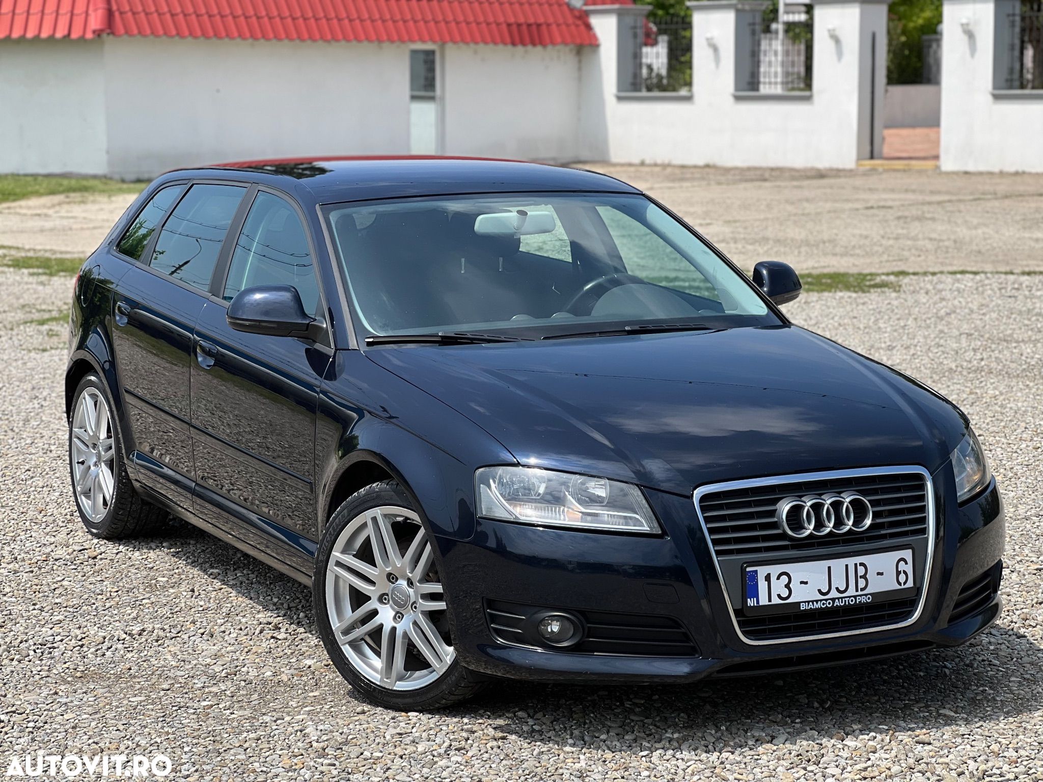 Audi A3 2.0 TDI Sportback DPF Ambition - 1