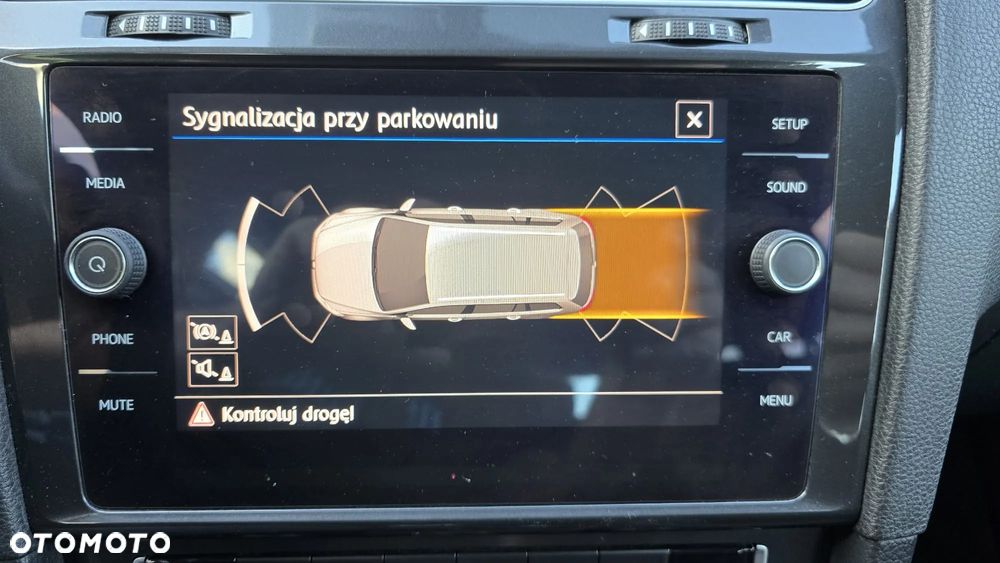 Volkswagen Golf 1.6 TDI BMT Comfortline - 7