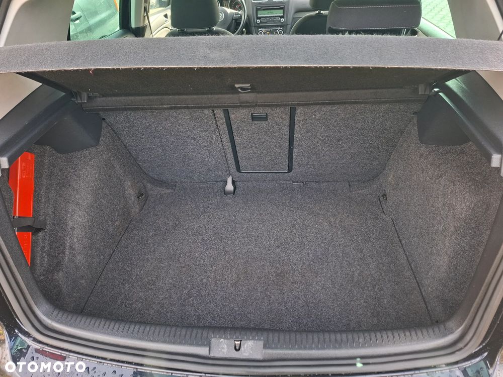 Volkswagen Golf - 9