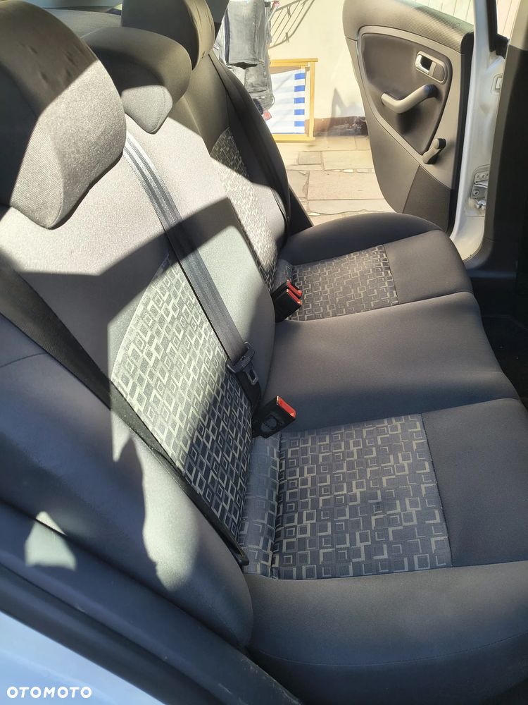 Seat Ibiza 1.2 12V Entry - 11