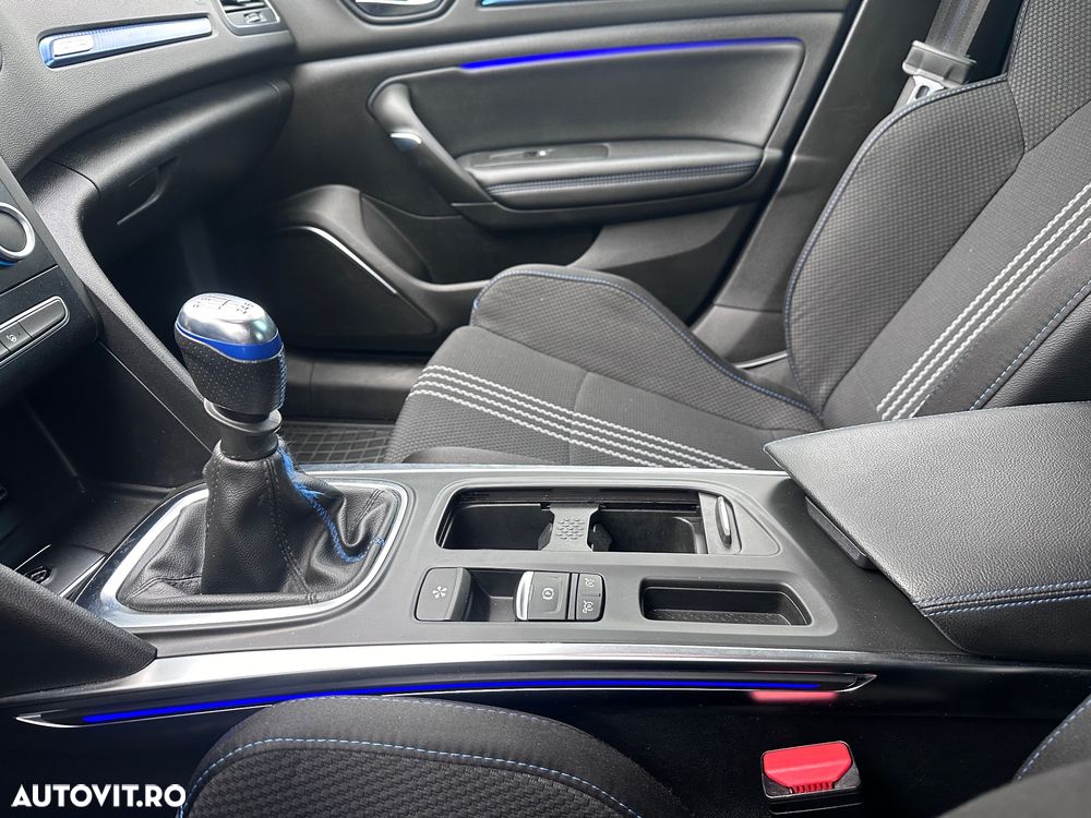 Renault Megane - 18
