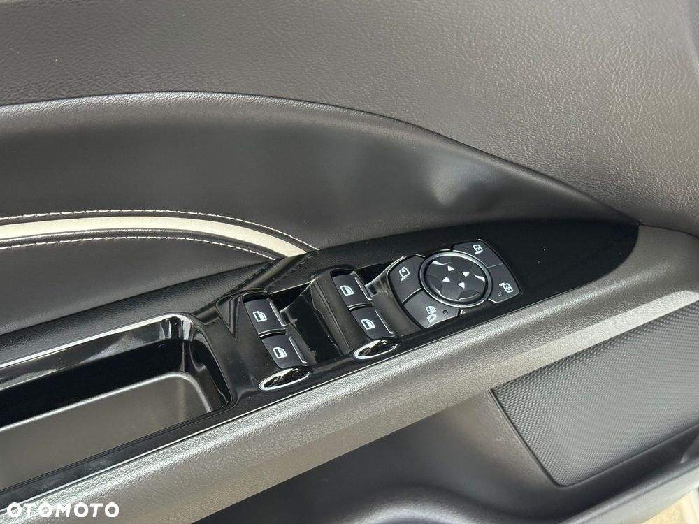 Ford Mondeo 2.0 EcoBlue Vignale - 30