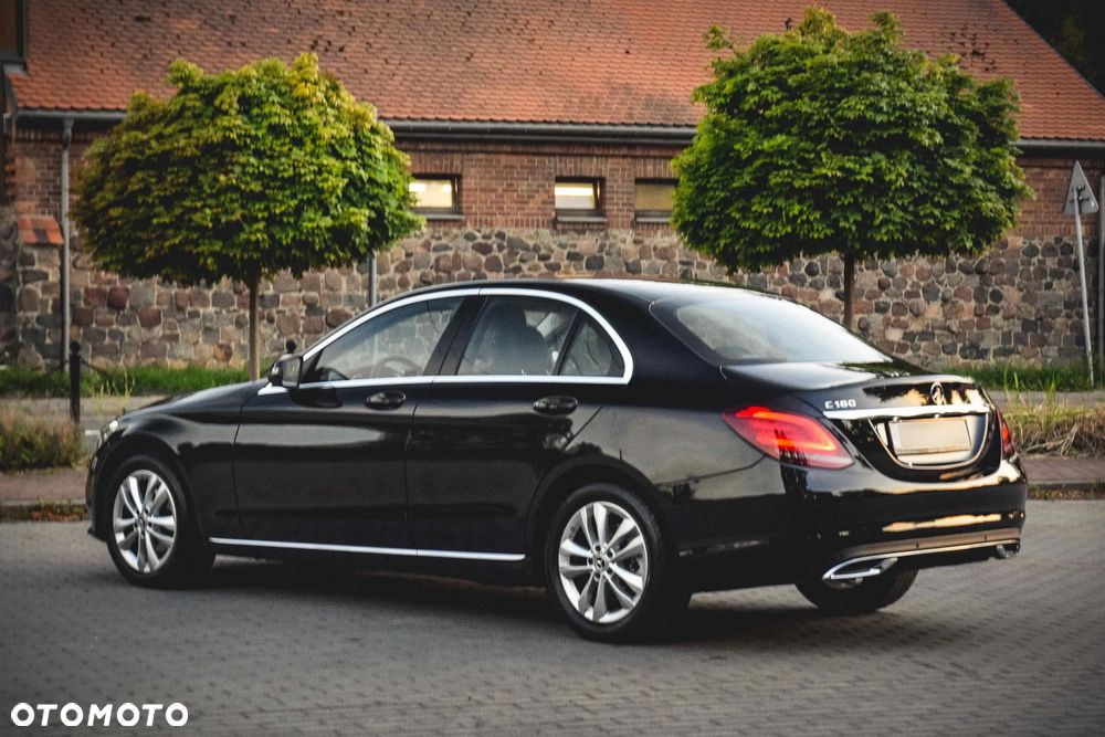 Mercedes-Benz Klasa C 180 9G-TRONIC - 13