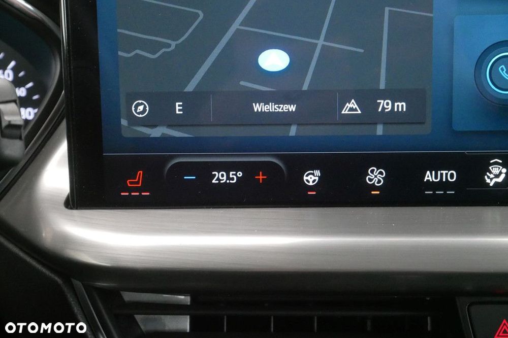 Ford Focus 1.0 EcoBoost Titanium - 23