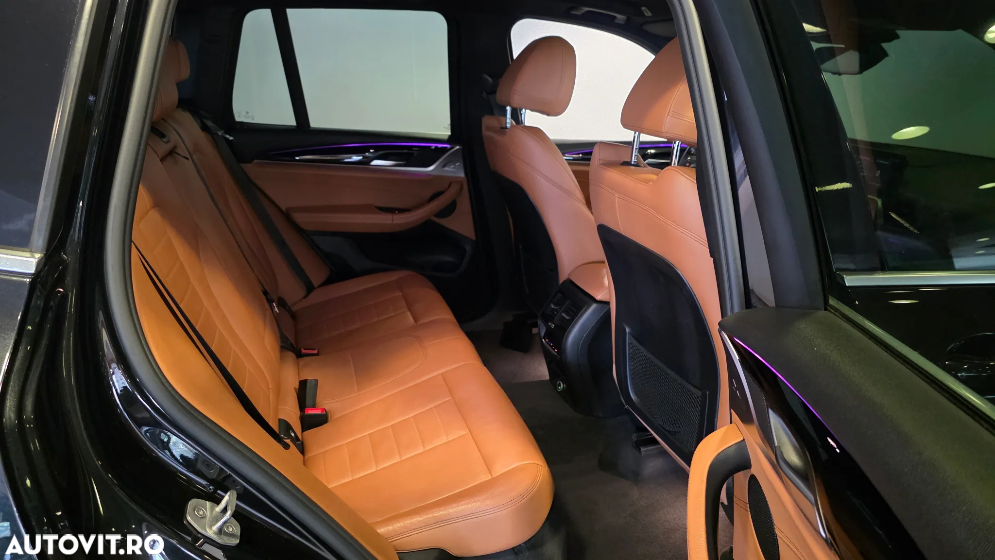 BMW X3 xDrive20i AT xLine - 11
