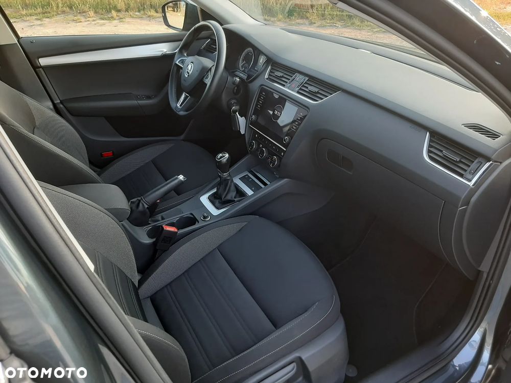 Skoda Octavia 1.6 TDI Sport Edition - 23