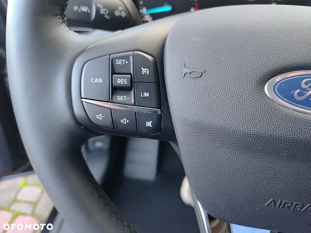 Ford Focus 1.0 EcoBoost Hybrid TITANIUM DESIGN - 16