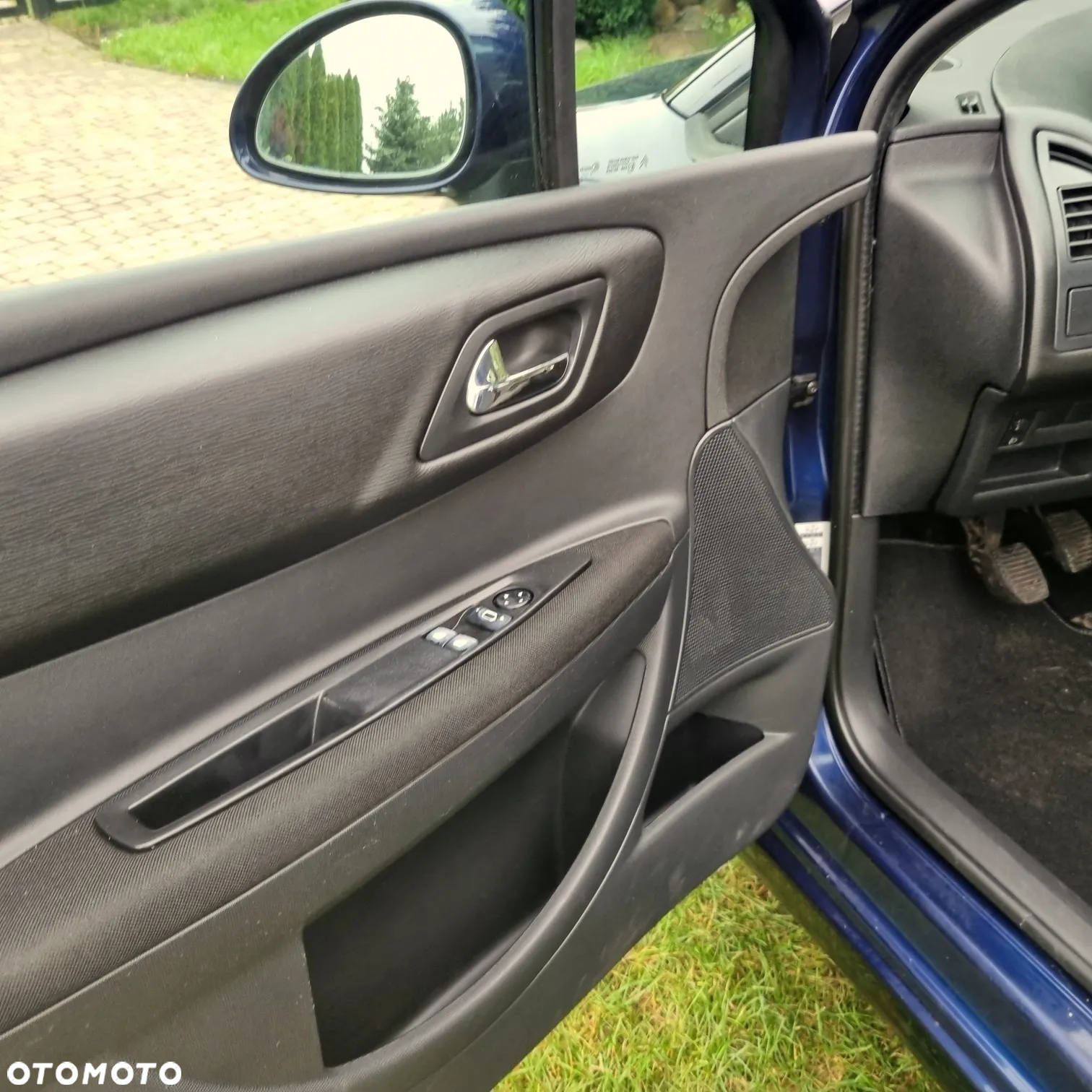 Citroën C4 1.6 HDi Impress - 16