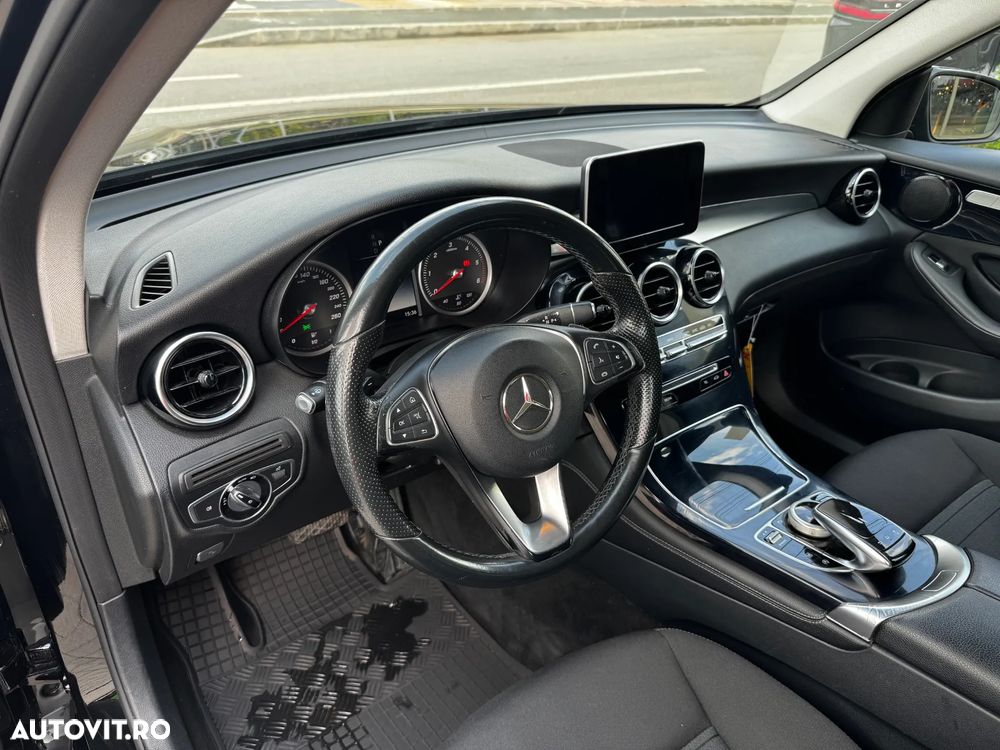 Mercedes-Benz GLC 220 d 4MATIC - 8