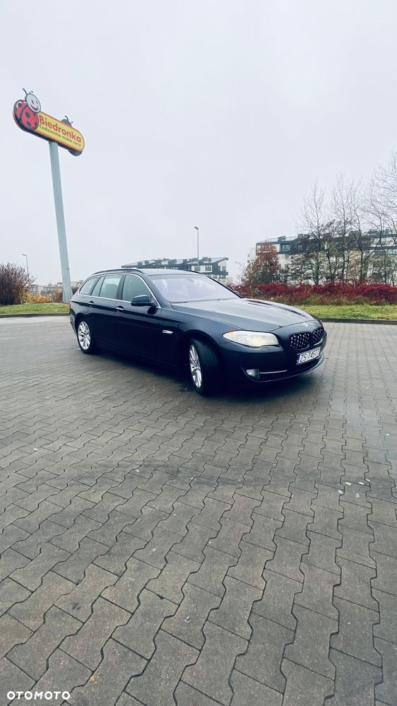 BMW Seria 5 525d xDrive Sport-Aut Modern Line - 9