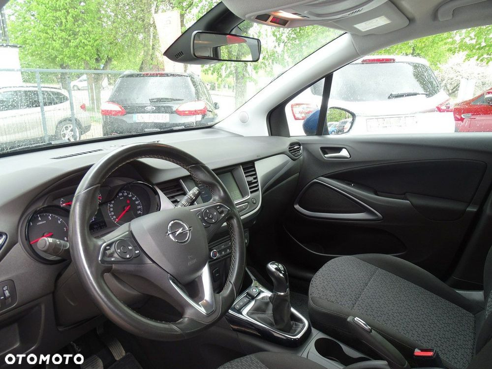 Opel Crossland X - 13