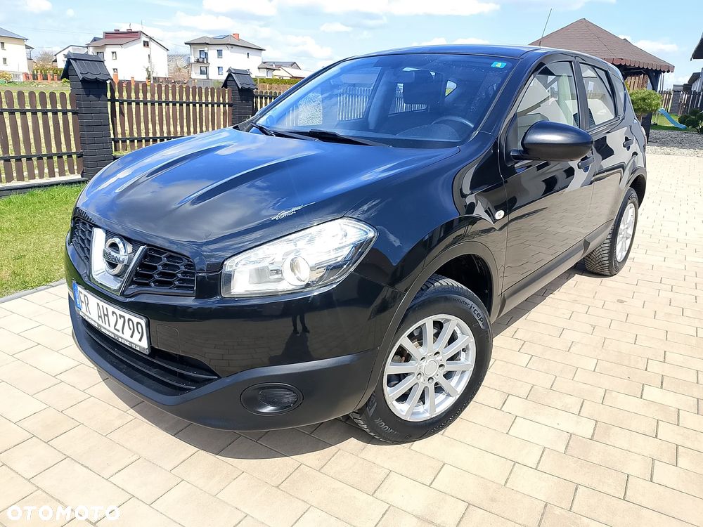 Nissan Qashqai - 1