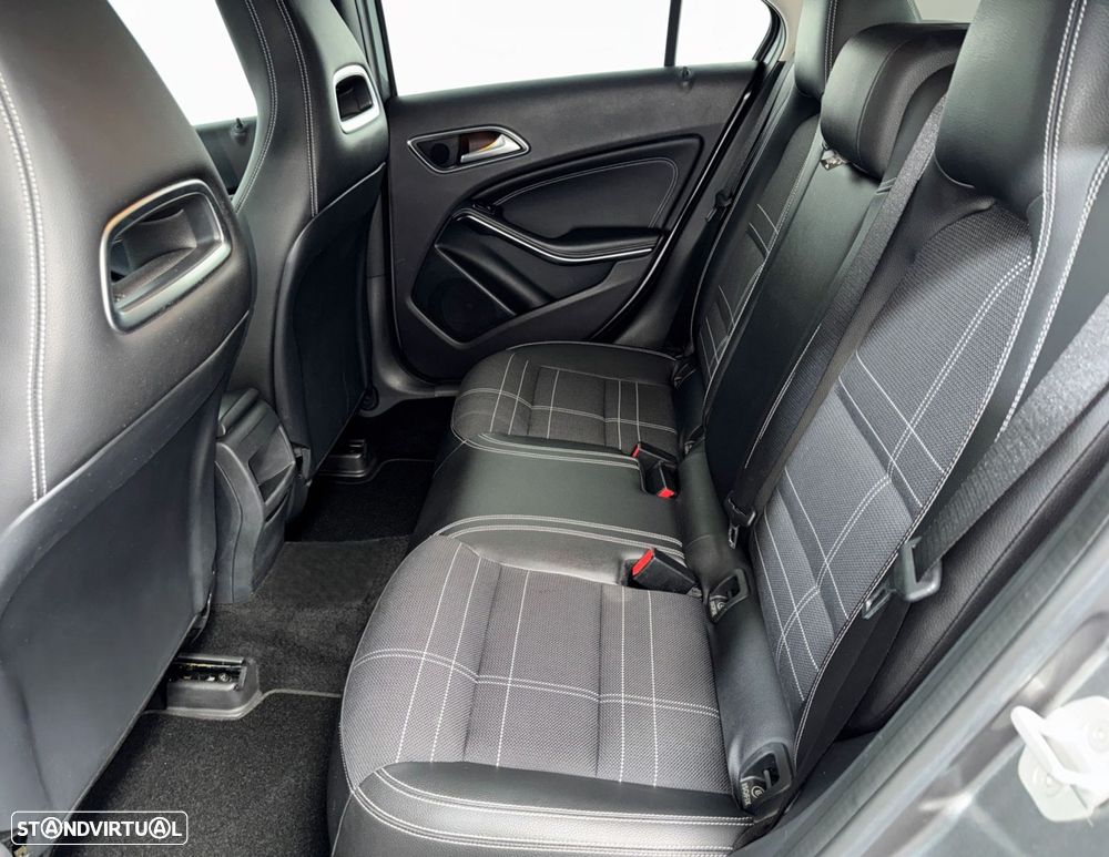 Mercedes-Benz A 180 CDi BE Edition Urban - 12