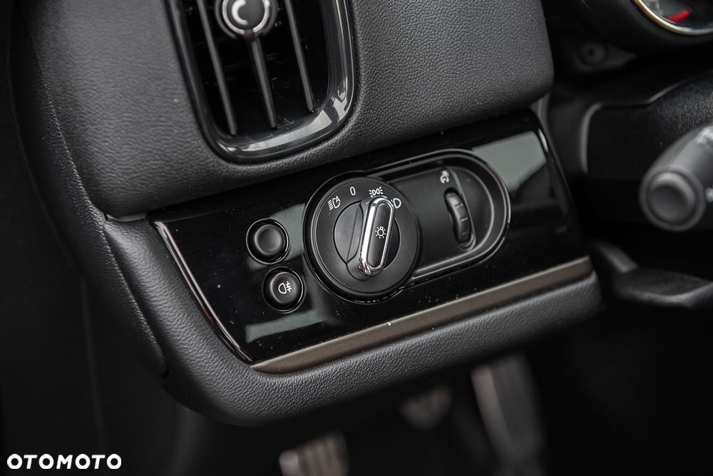 MINI John Cooper Works - 17