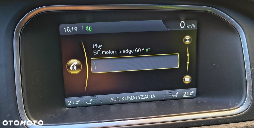 Volvo V40 D2 R-Design - 13
