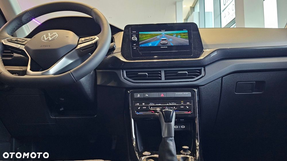 Volkswagen T-Cross - 12