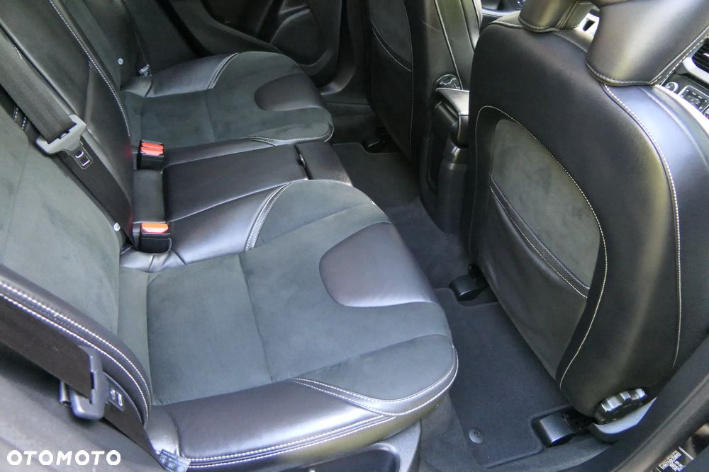 Volvo V40 D3 Geartronic RDesign - 22