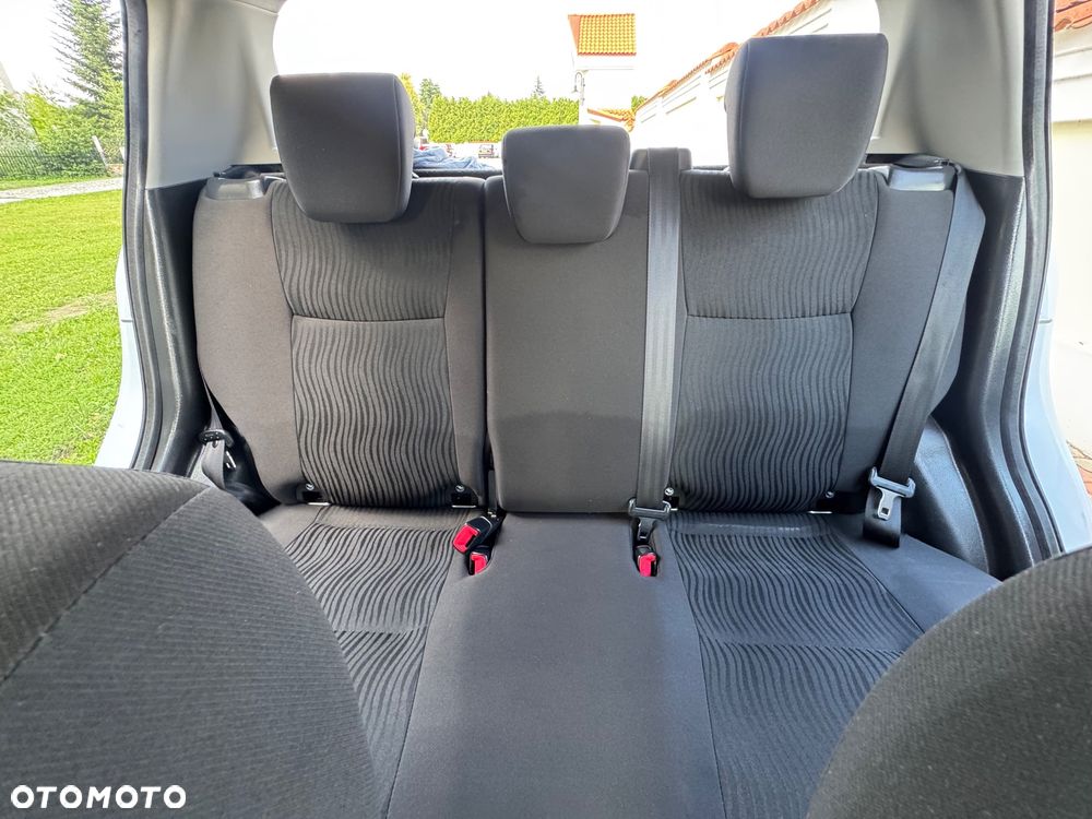 Suzuki Swift - 25