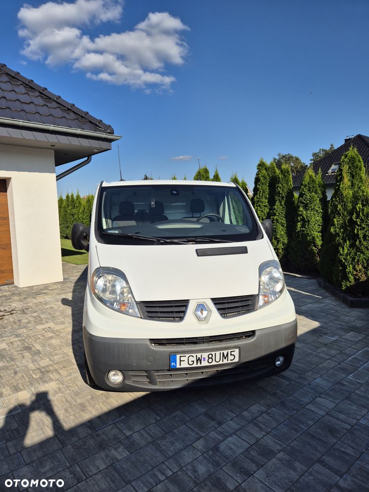 Renault Trafic - 2