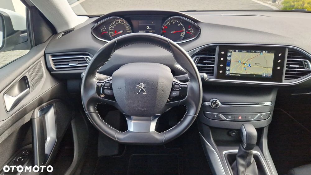 Peugeot 308 ver-1-6-bluehdi-allure-s-s-eat6 - 10