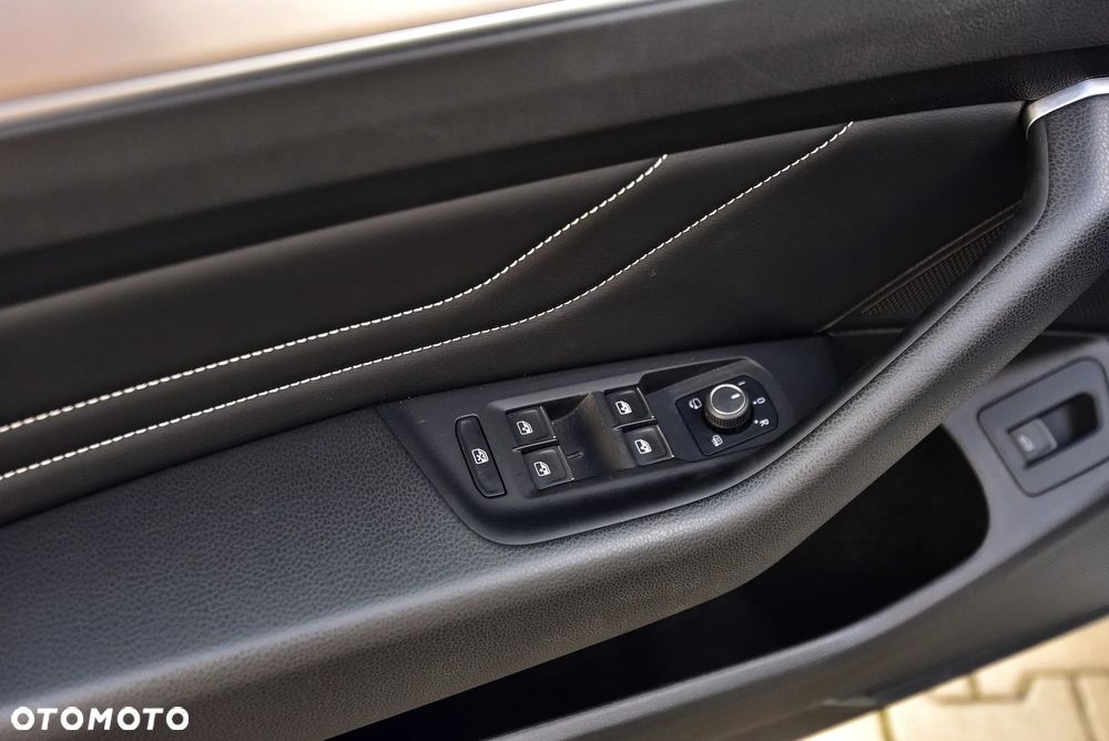 Volkswagen Passat Variant 1.5 TSI OPF DSG Highline - 31