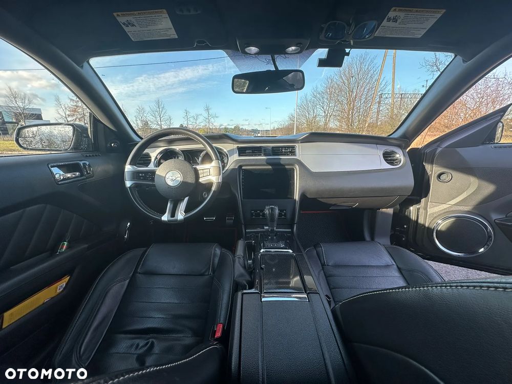 Ford Mustang 3.7 V6 Premium - 9