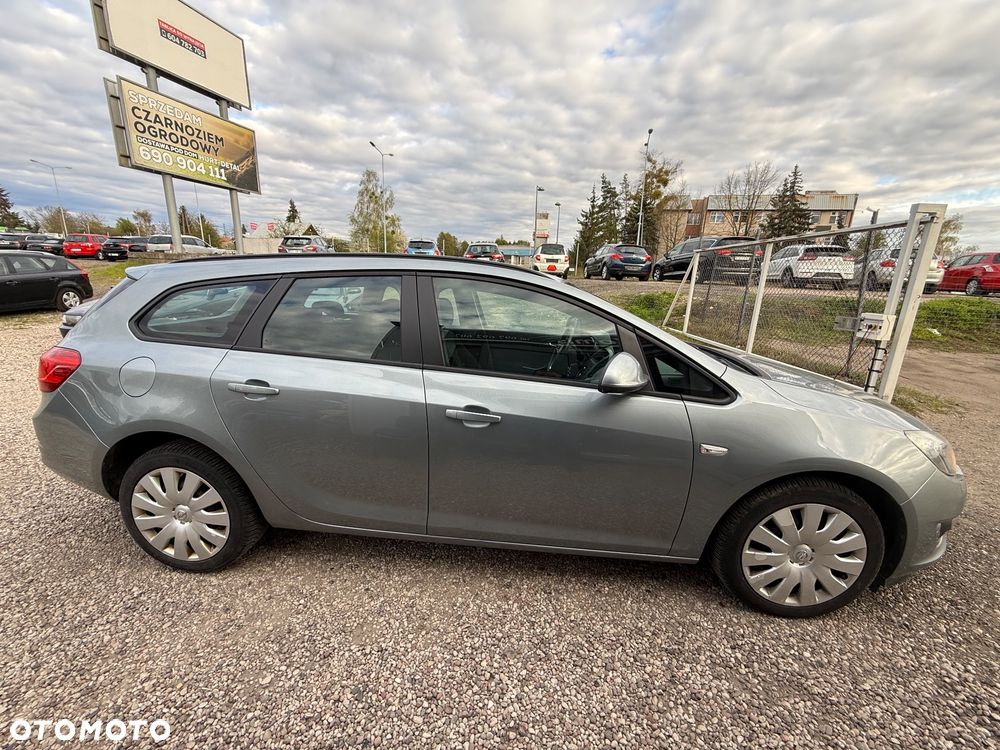 Opel Astra - 4