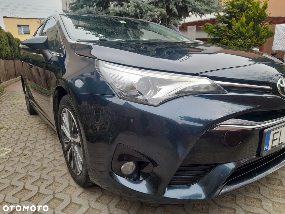 Toyota Avensis 2.0 D-4D Prestige - 1