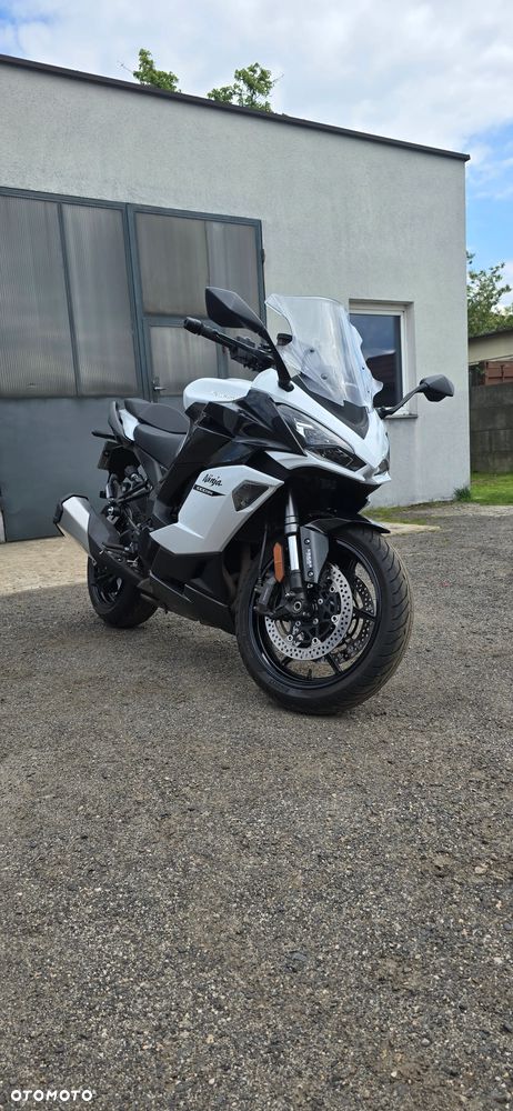 Kawasaki Ninja 1000 SX - 2