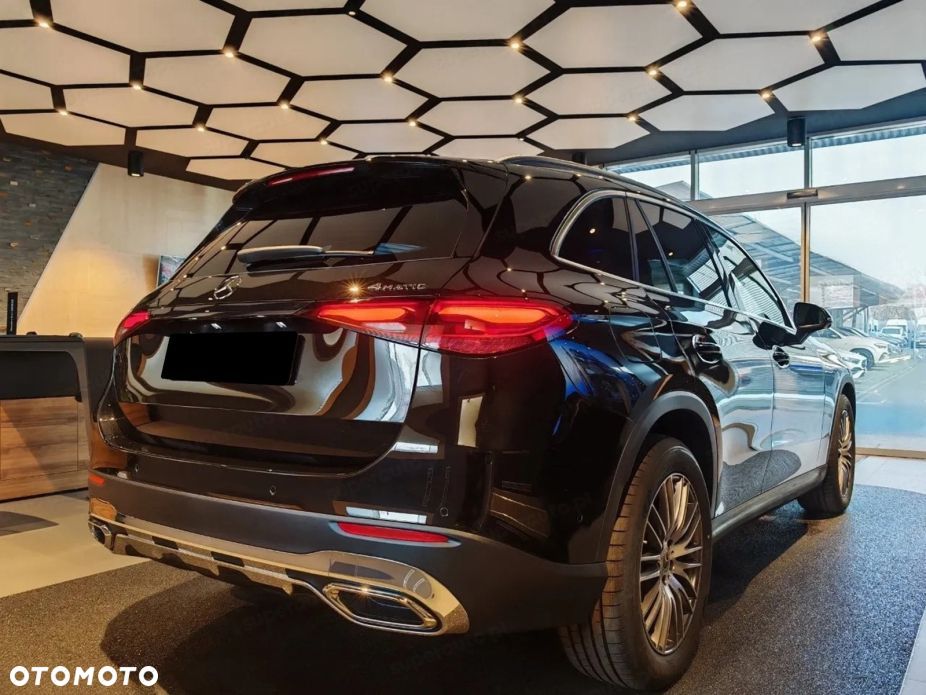 Mercedes-Benz GLC 200 d mHEV 4-Matic Avantgarde - 4