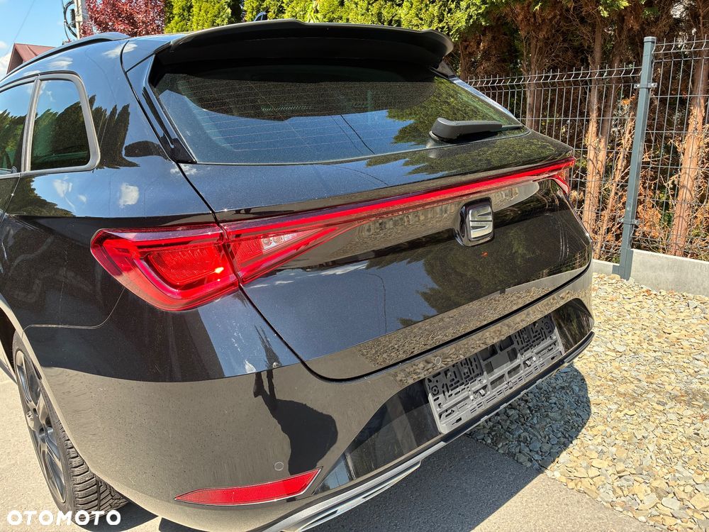 Seat Leon 1.4 e-Hybrid DSG FR Plus - 4