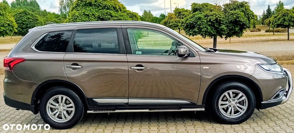 Mitsubishi Outlander 2.0 City Style 2WD - 4
