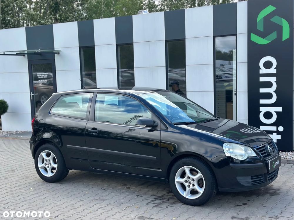 Volkswagen Polo - 1
