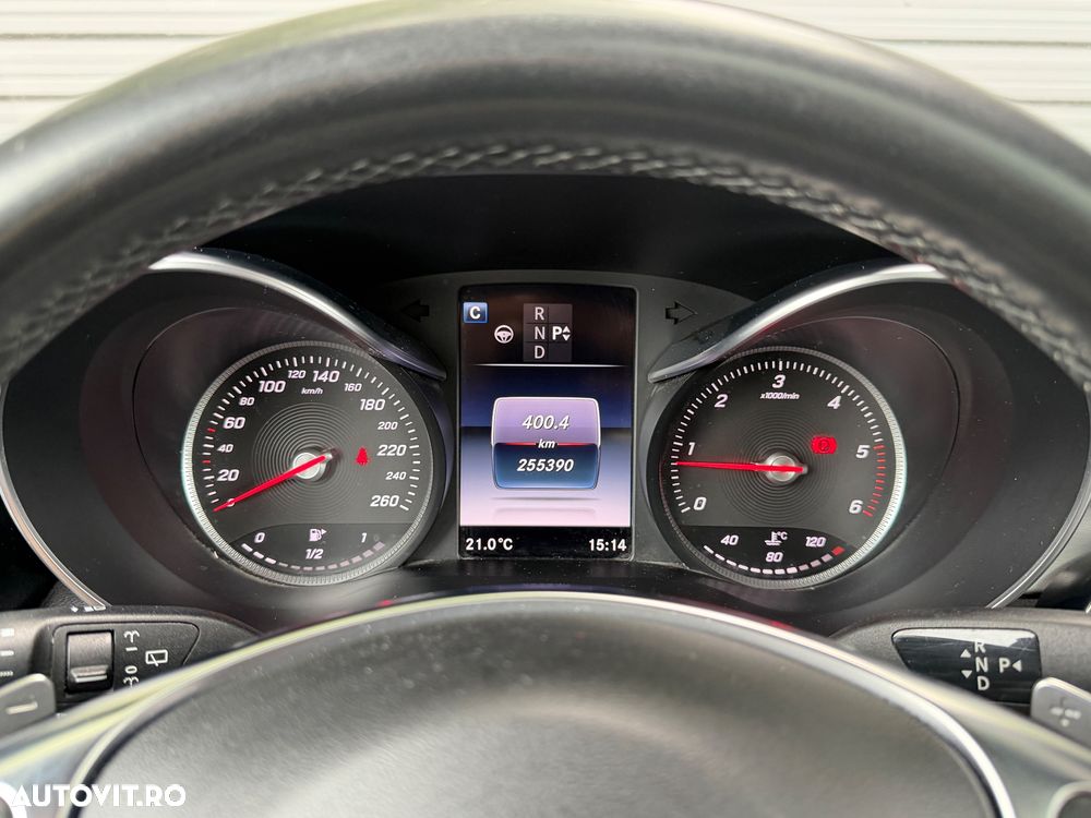 Mercedes-Benz GLC 220 d 4MATIC 9G-TRONIC AMG Line - 21