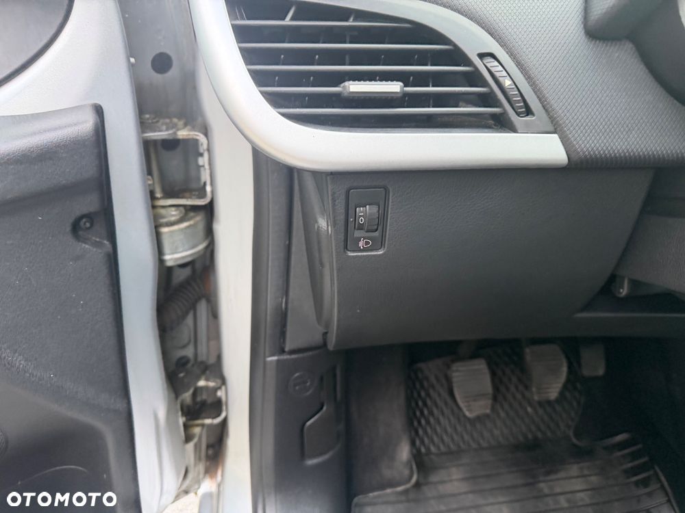 Peugeot 207 95 VTi Premium - 26