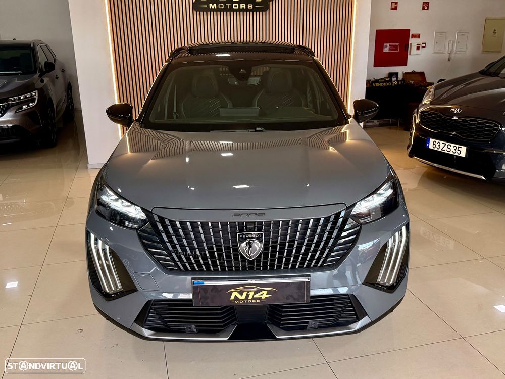 Peugeot 2008 PureTech 130 EAT8 GT - 3