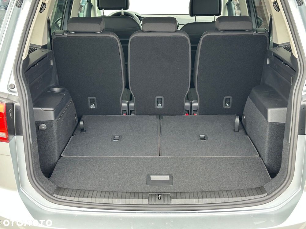 Volkswagen Touran 1.5 TSI EVO Comfortline Plus DSG - 10