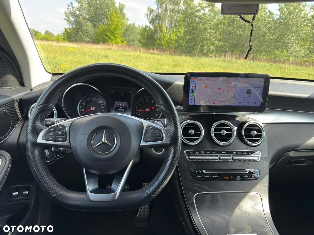 Mercedes-Benz GLC 250 4Matic 9G-TRONIC AMG Line - 16