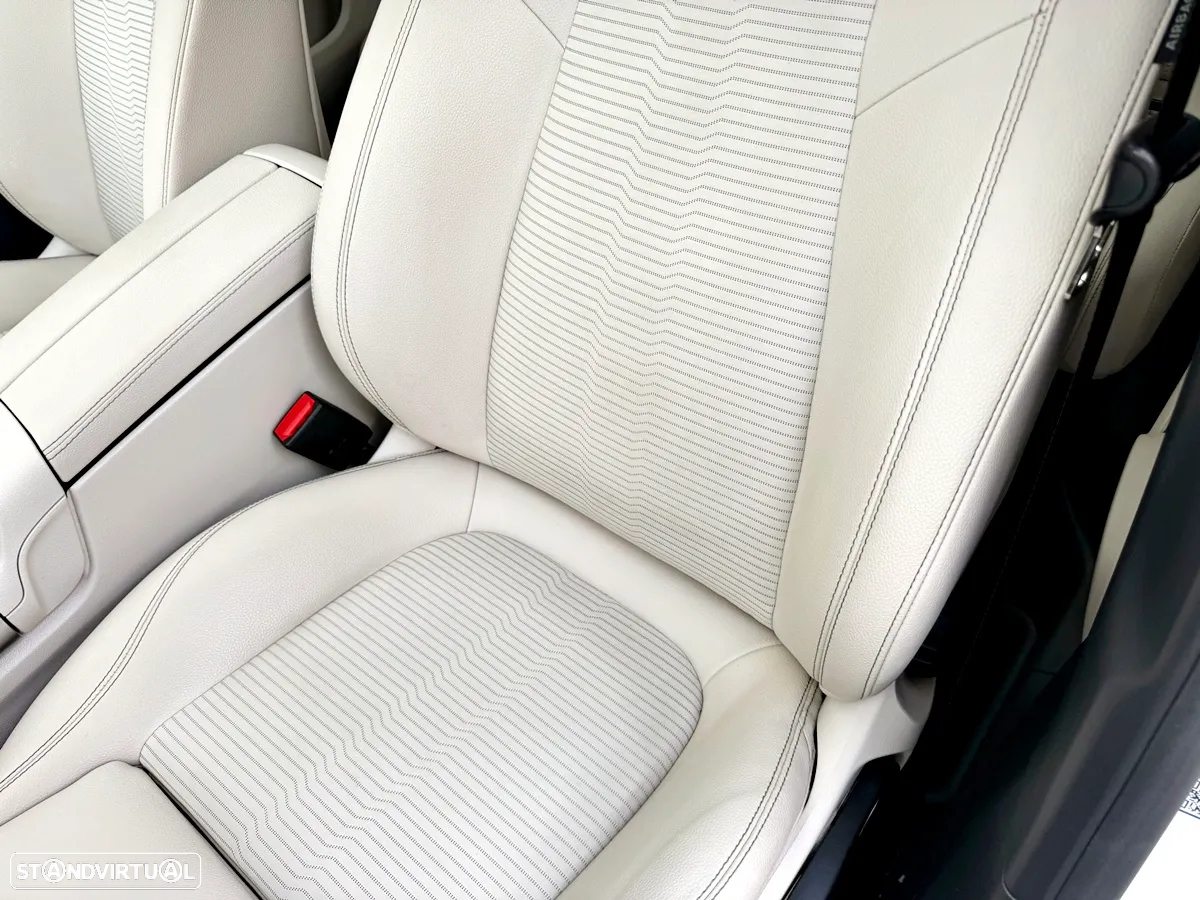 Mercedes-Benz EQB 300 4Matic - 24