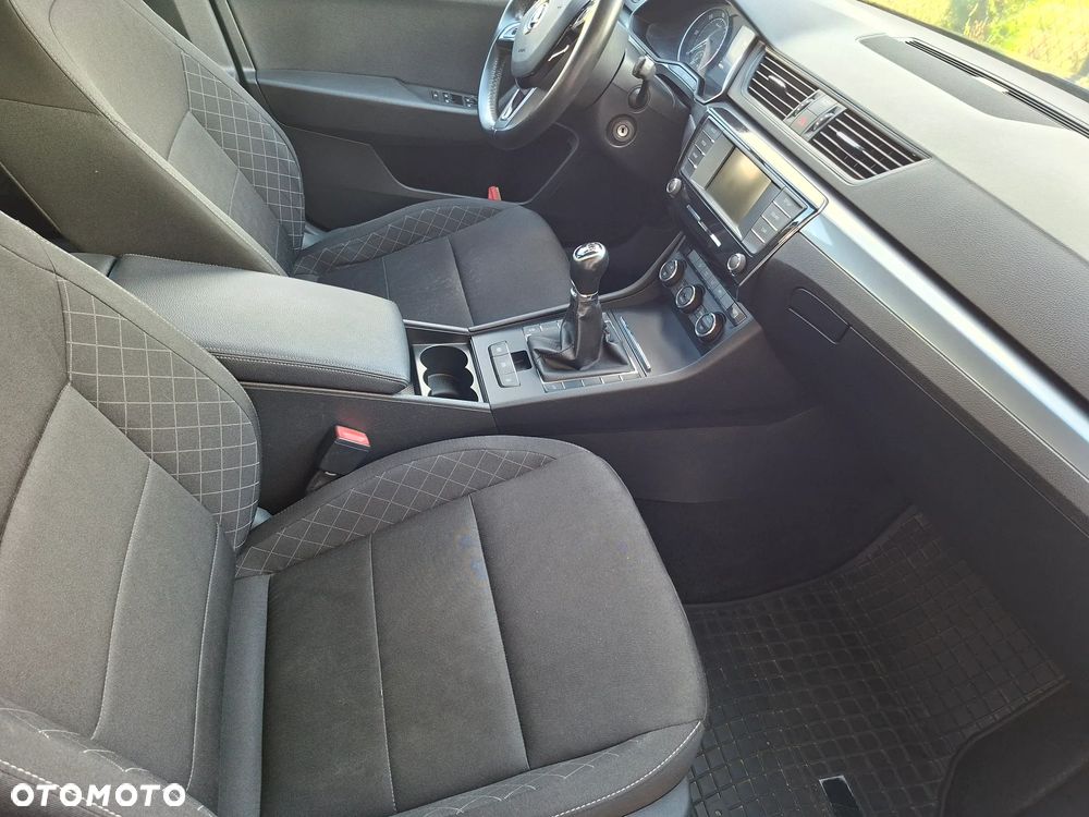 Skoda Superb 1.6 TDI Ambition - 11