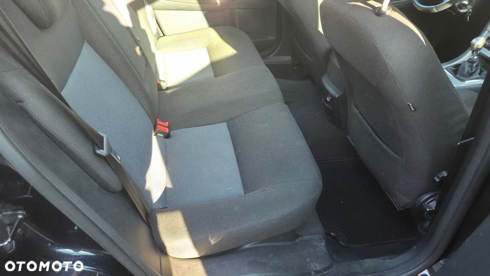 Ford Mondeo - 16