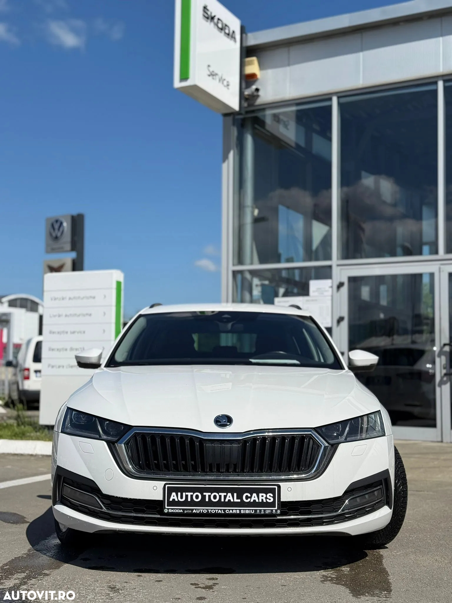 Skoda Octavia Combi 2.0 TDI DSG Style - 2