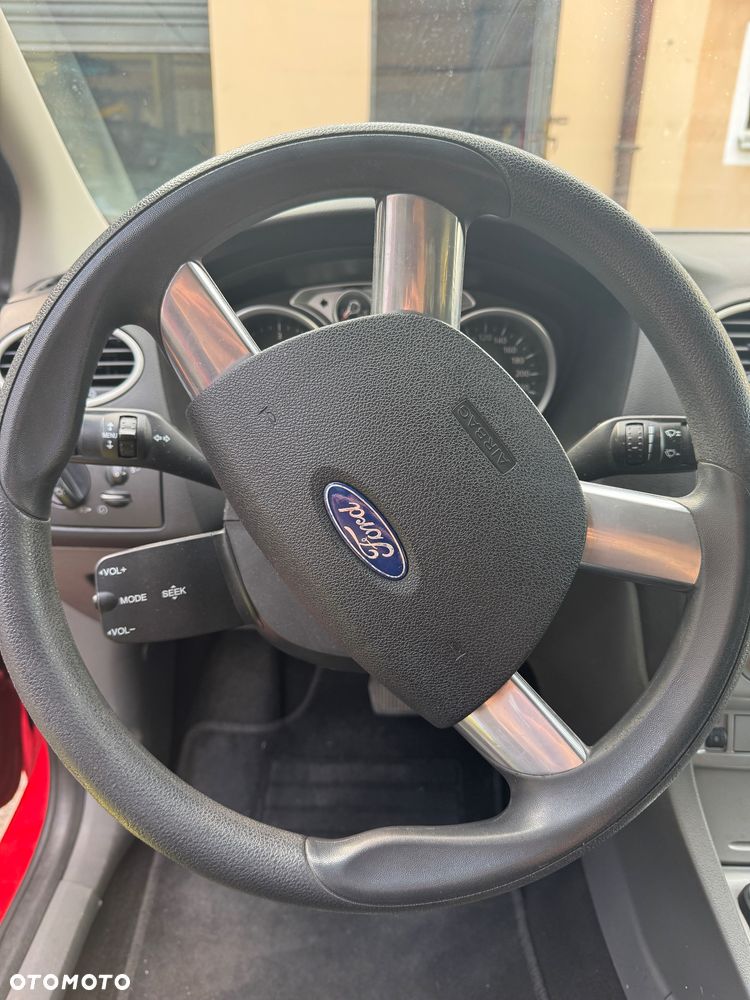 Ford Focus 2.0 TDCi Trend - 7